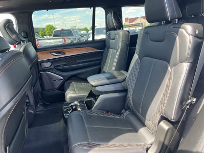 2022 Jeep Grand Cherokee L Summit