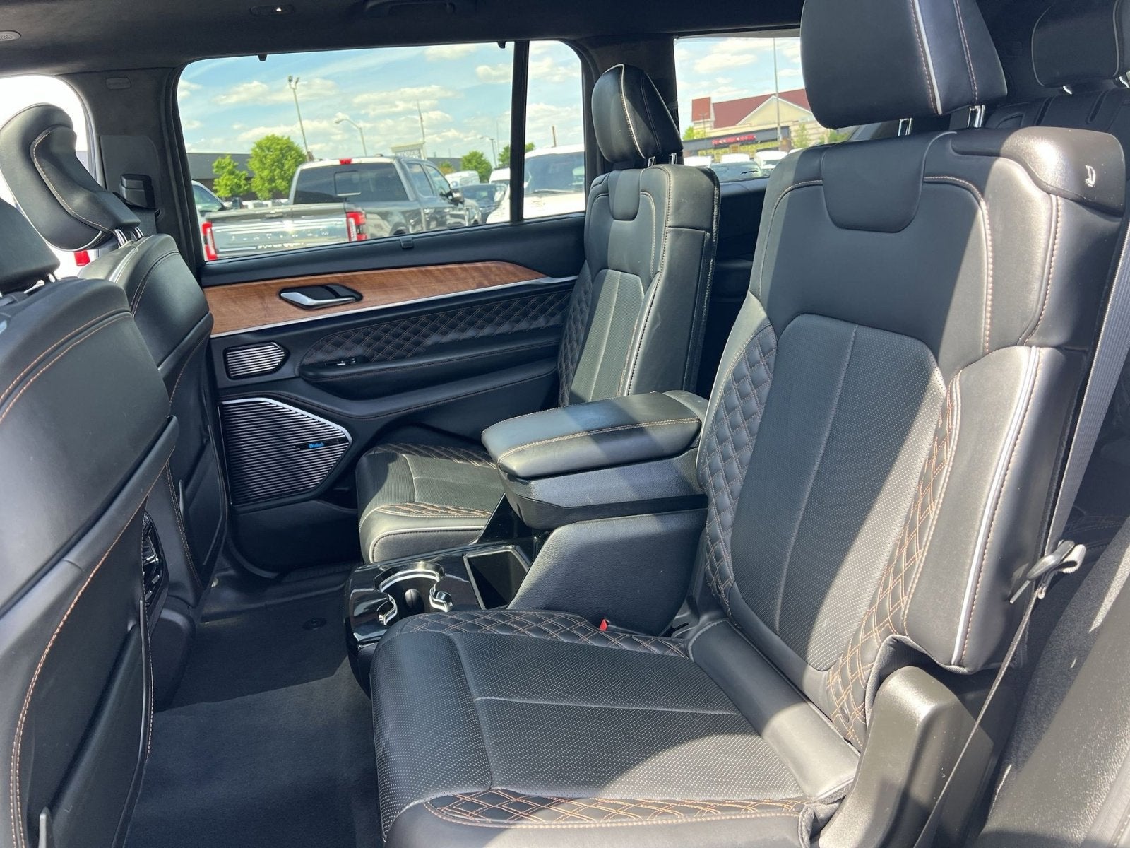 2022 Jeep Grand Cherokee L Summit