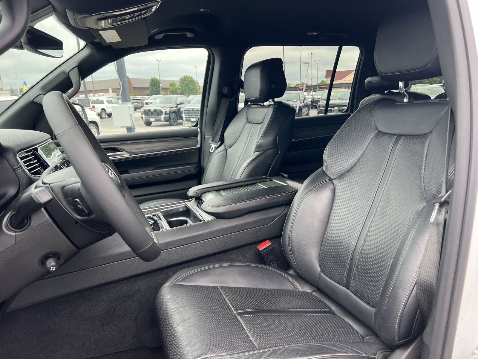 2024 Jeep Wagoneer L Series II