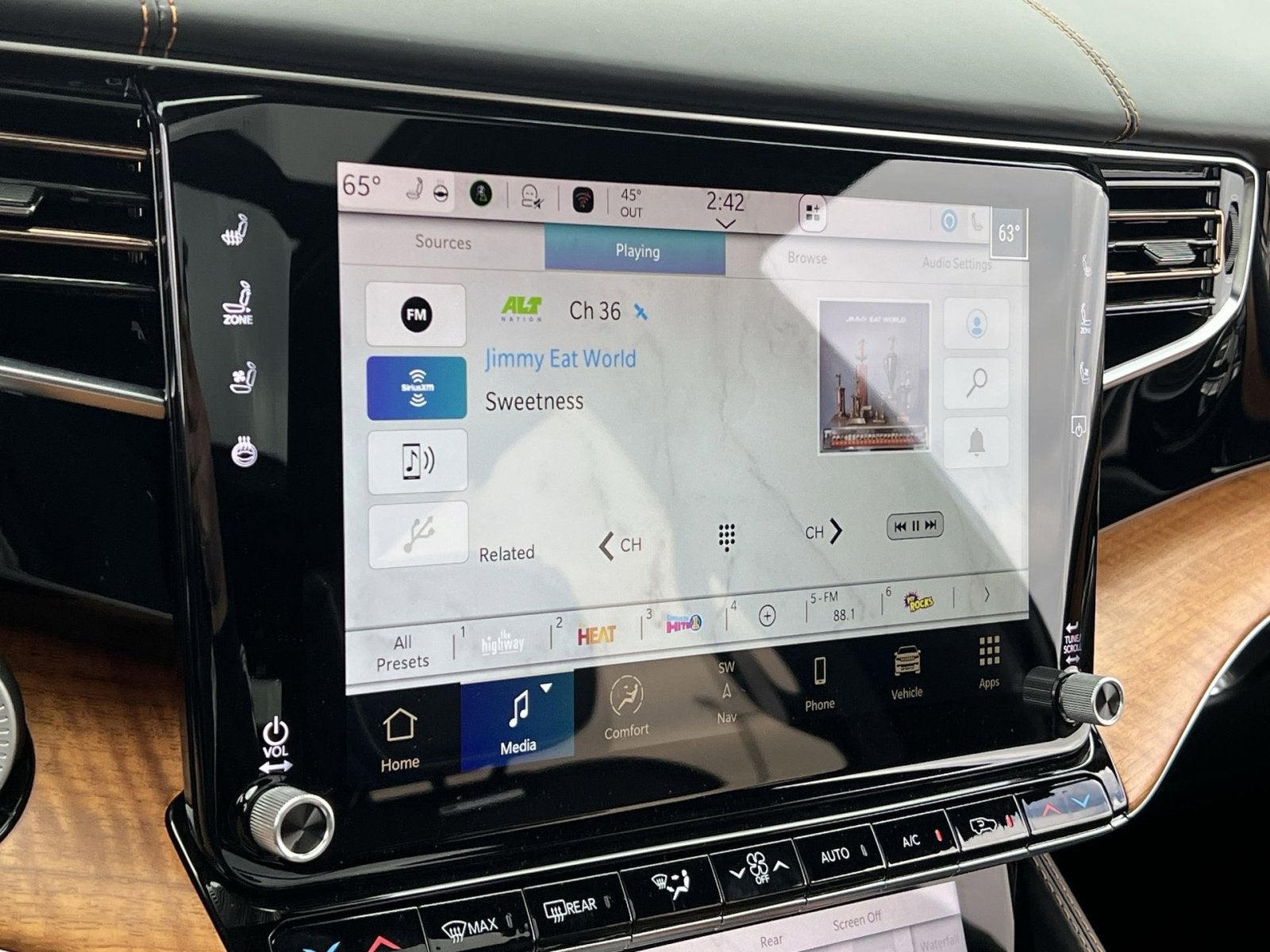 2024 Jeep Grand Wagoneer Series III