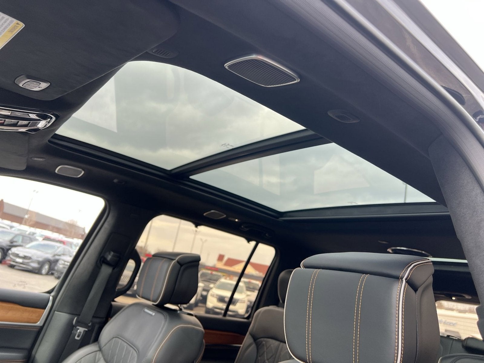 2024 Jeep Grand Wagoneer Series III