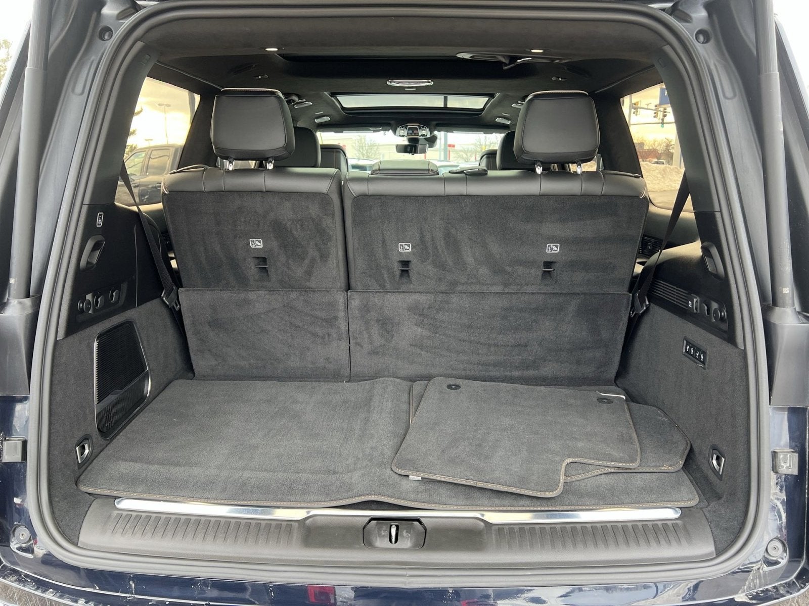 2024 Jeep Grand Wagoneer Series III