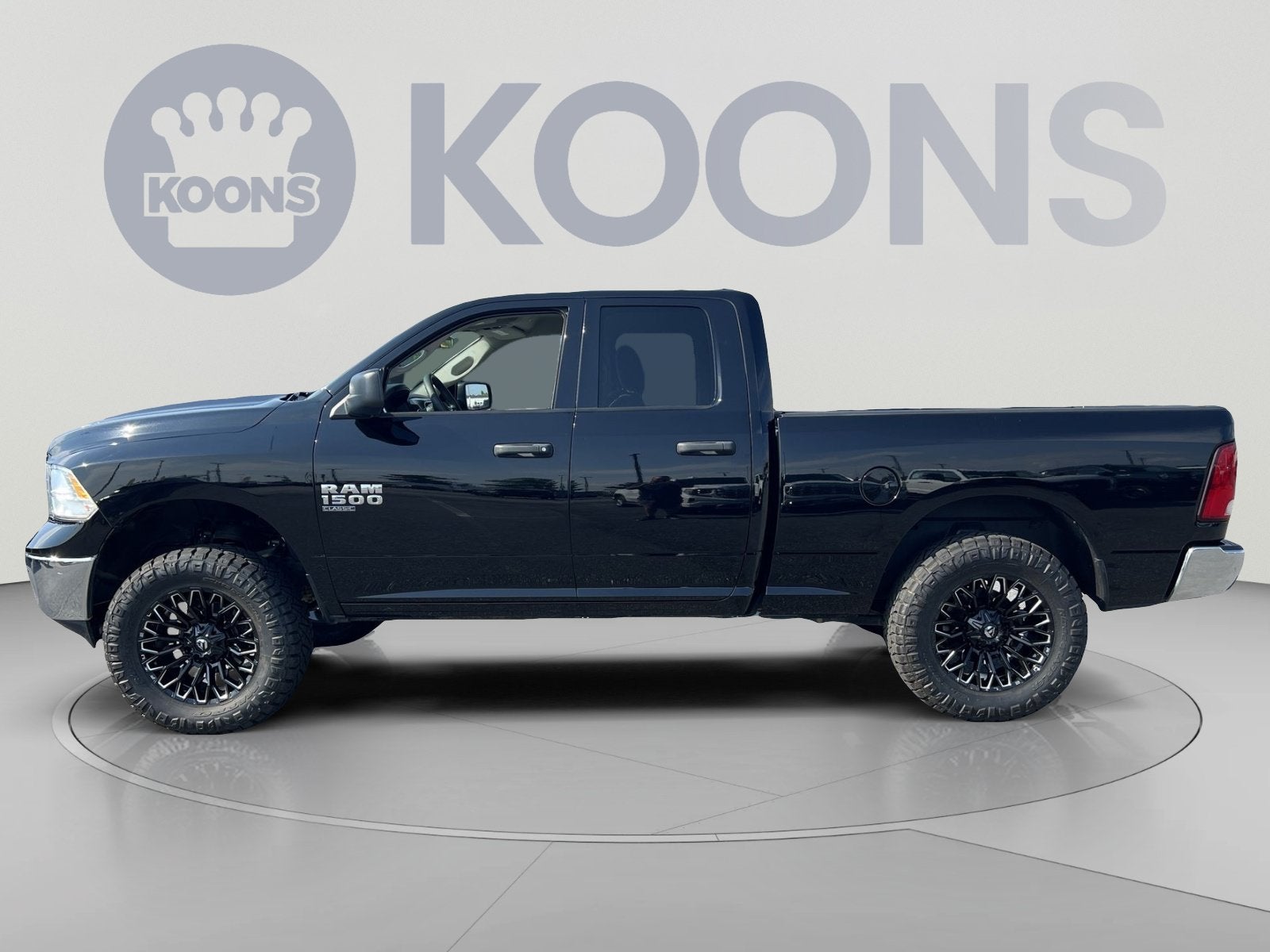 2024 RAM 1500 Classic SLT