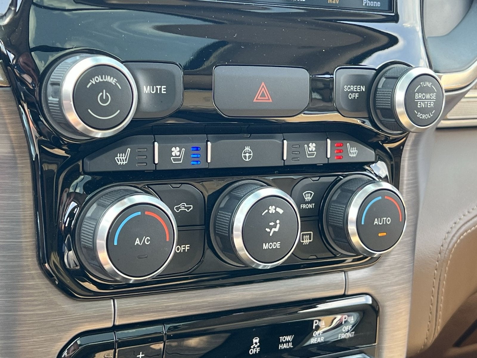 2019 RAM 1500 Laramie Longhorn