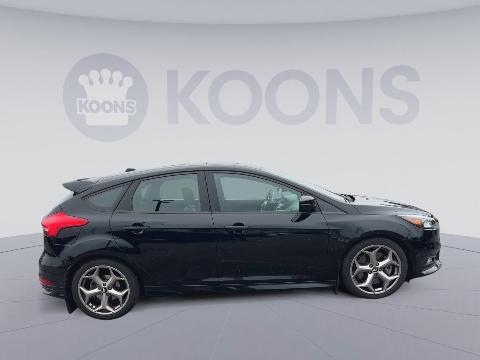 2018 Ford Focus ST