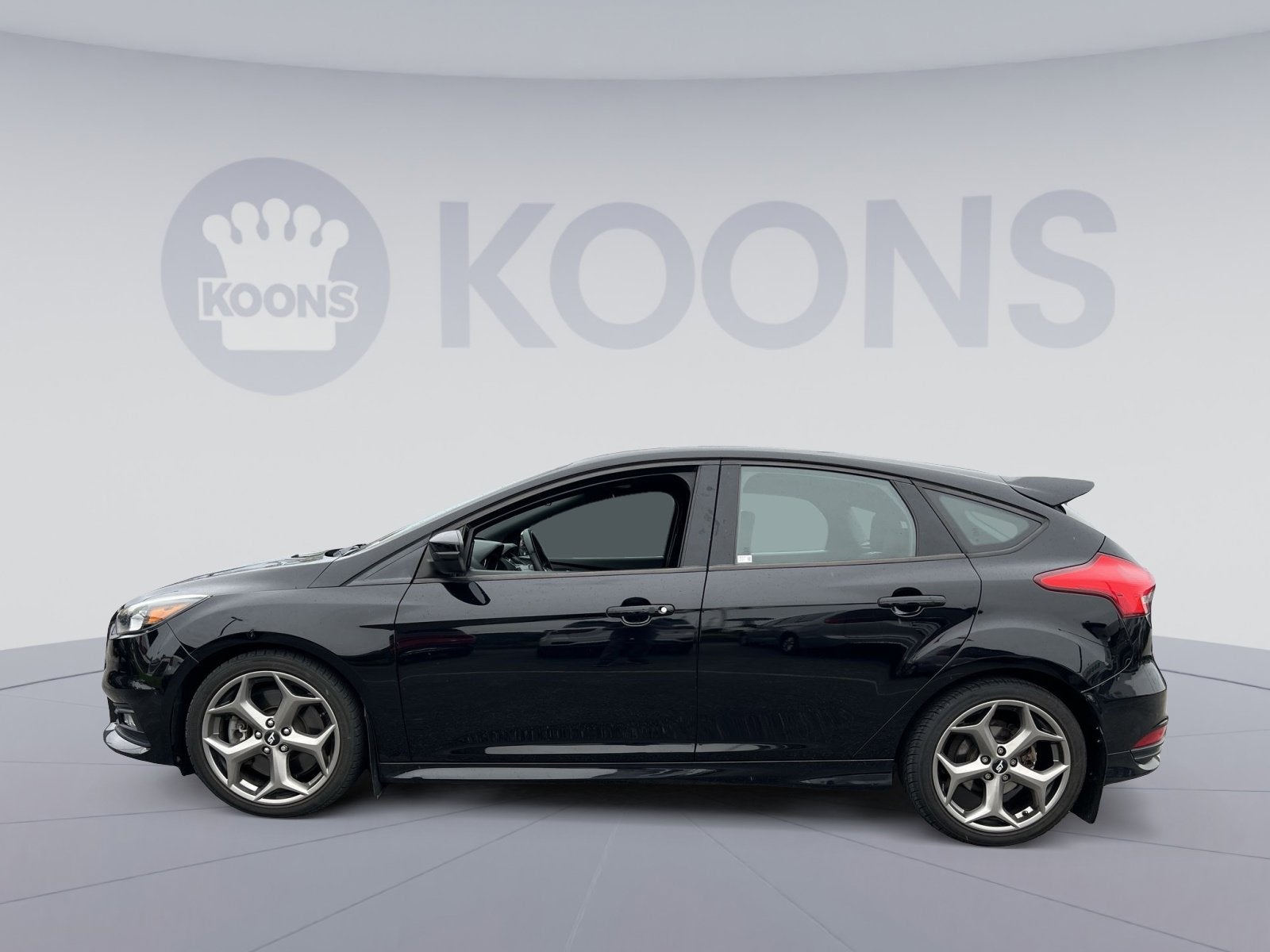 2018 Ford Focus ST