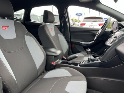2018 Ford Focus ST