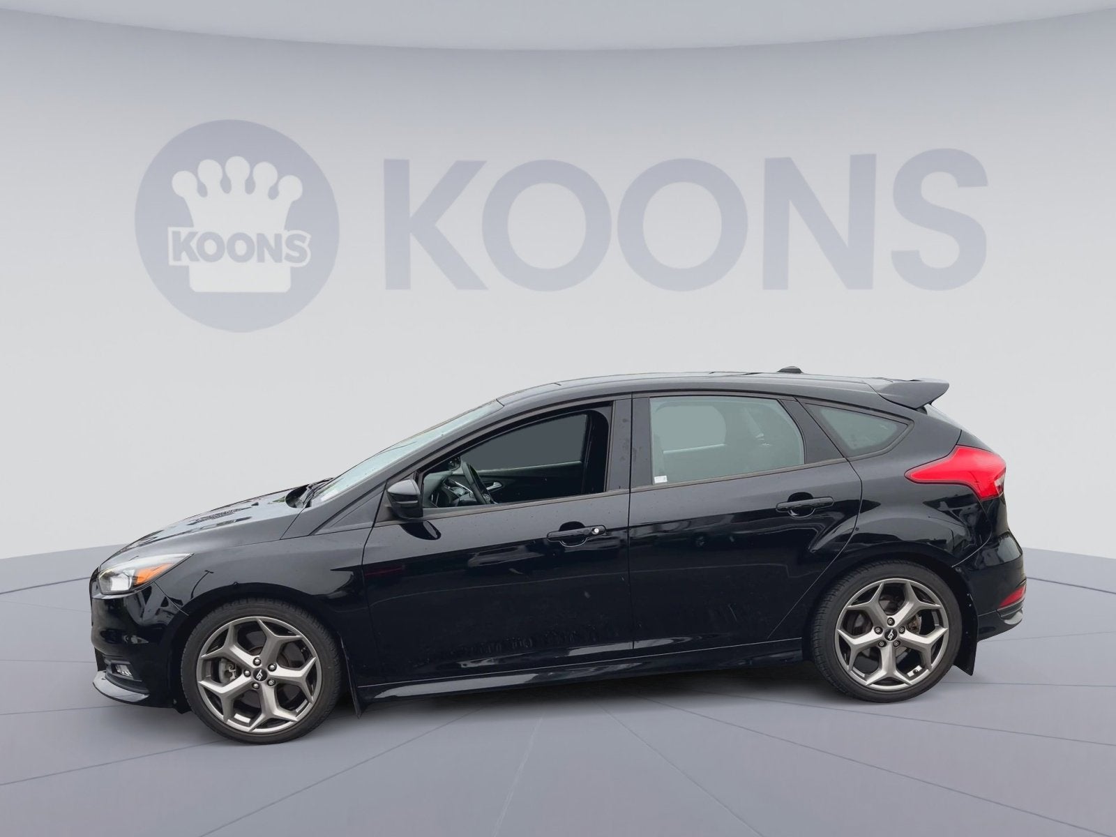 2018 Ford Focus ST
