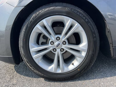 2015 Ford Taurus SE