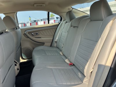 2015 Ford Taurus SE