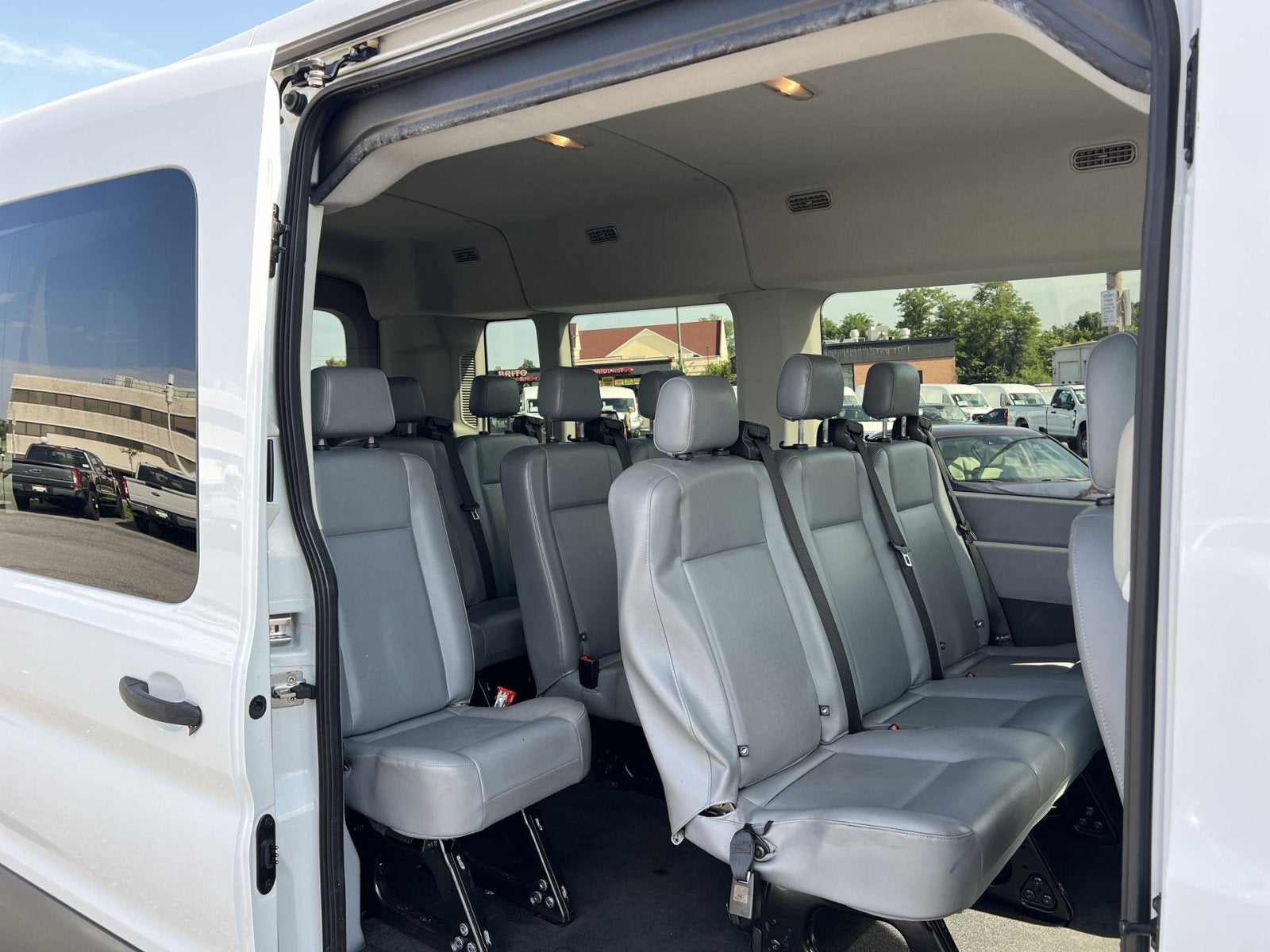 2017 Ford Transit-350 XL
