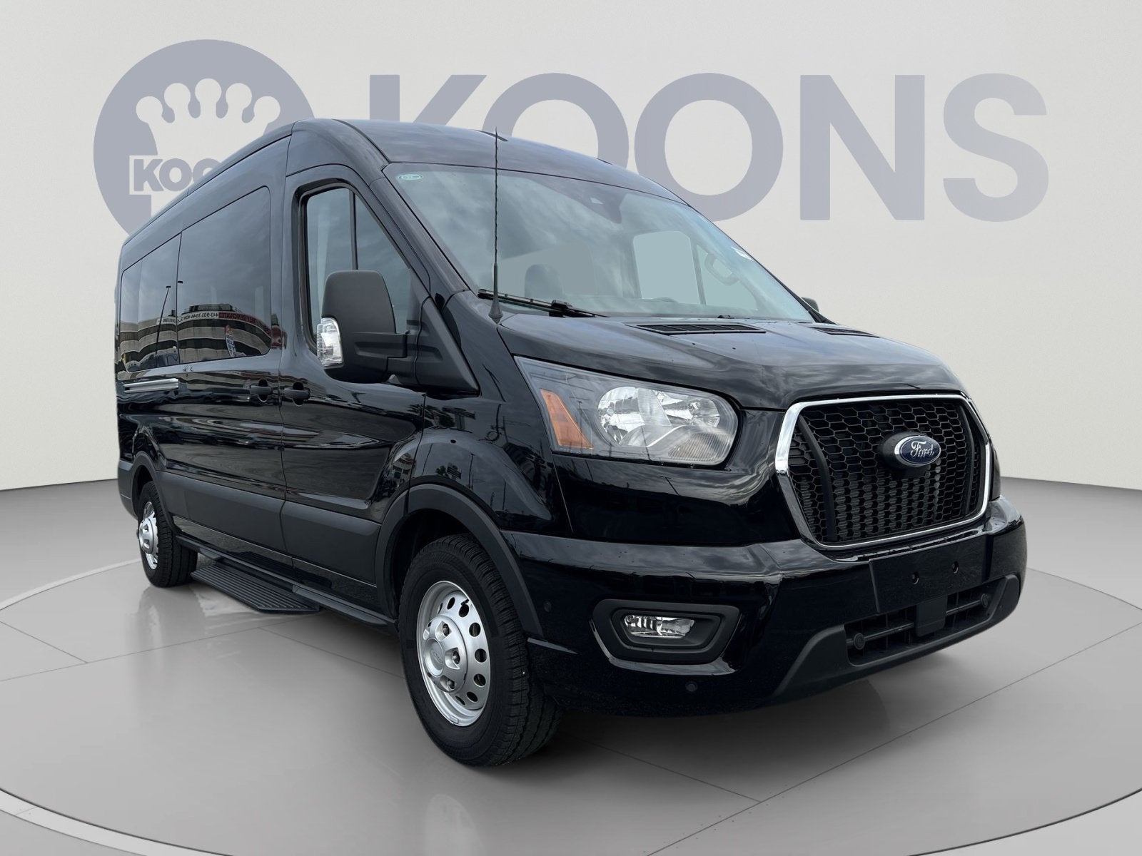 2024 Ford Transit-350 XLT