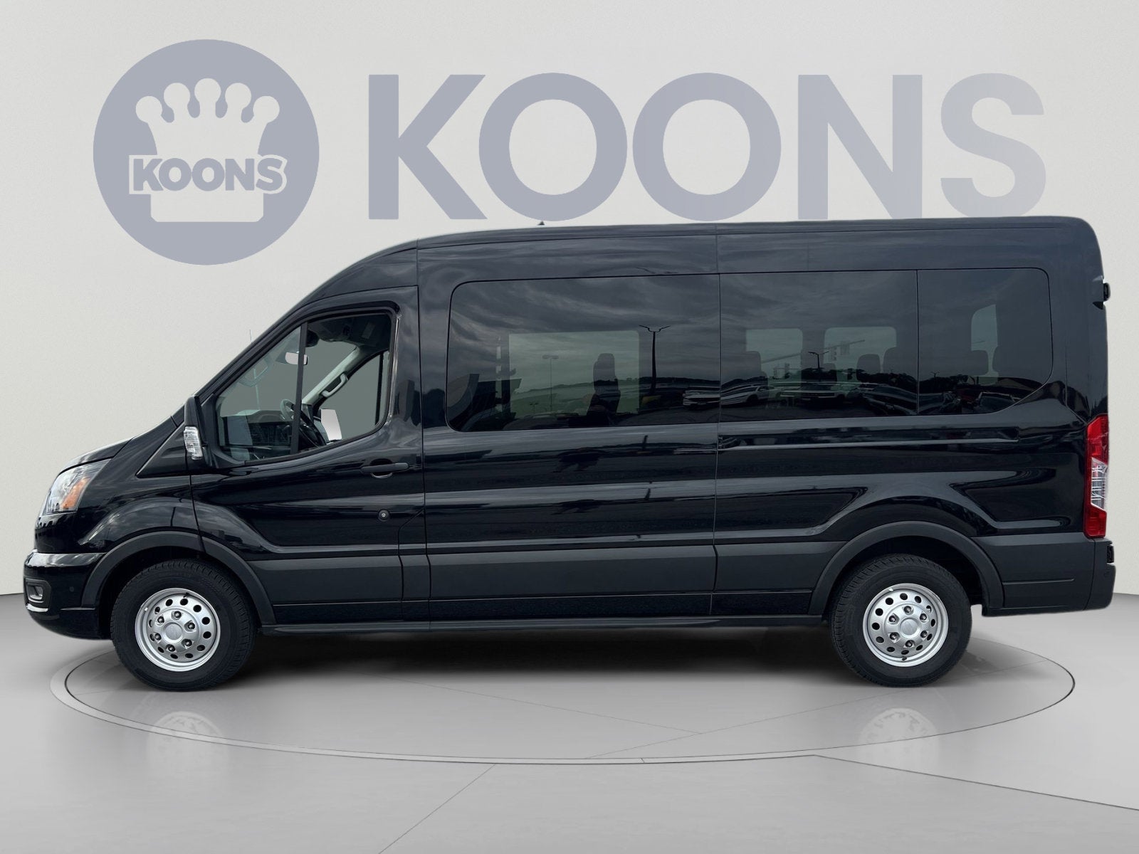 2024 Ford Transit-350 XLT