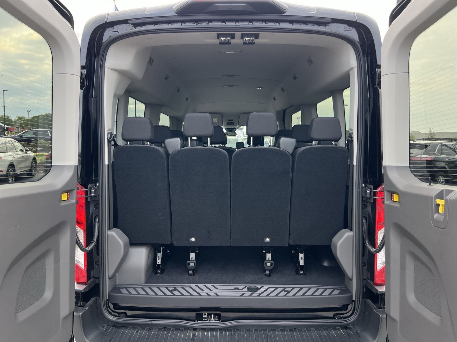 2024 Ford Transit-350 XLT