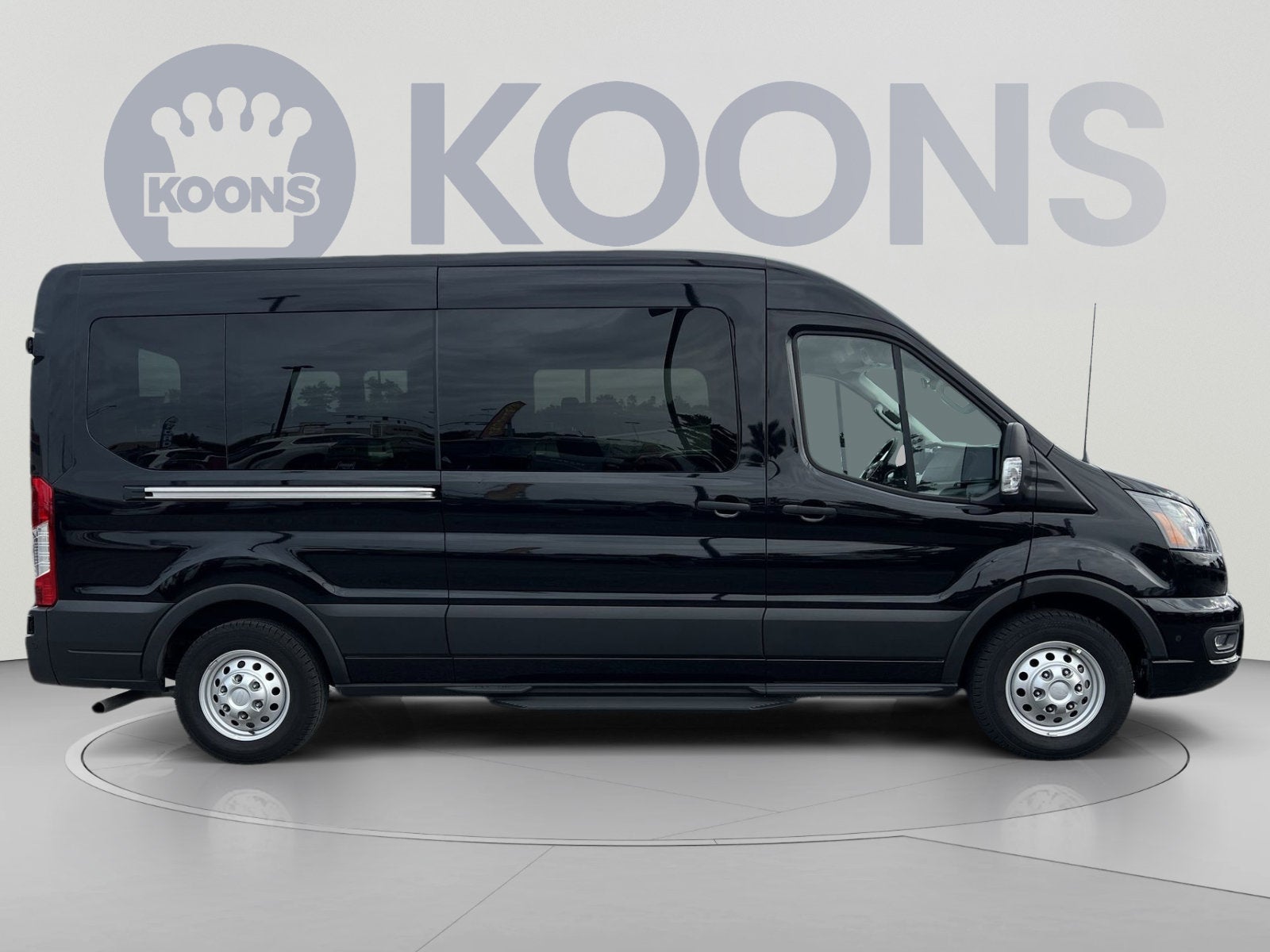 2024 Ford Transit-350 XLT