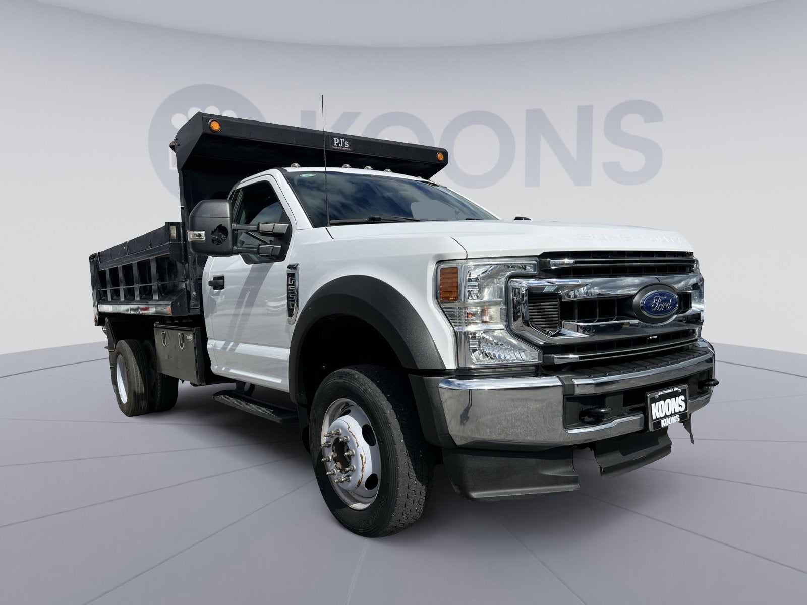 2022 Ford F-550 Chassis Cab XL