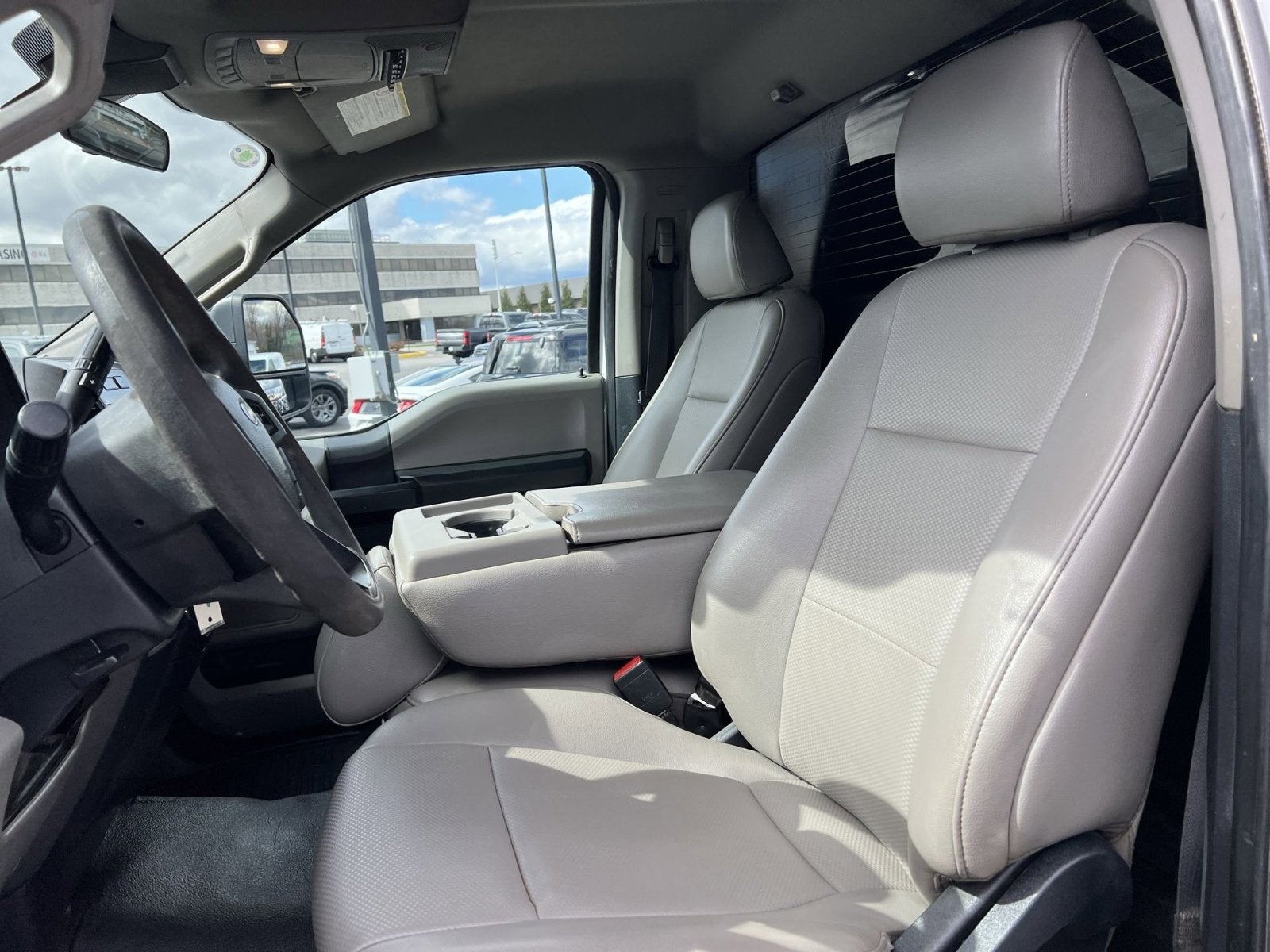 2022 Ford F-550 Chassis Cab XL