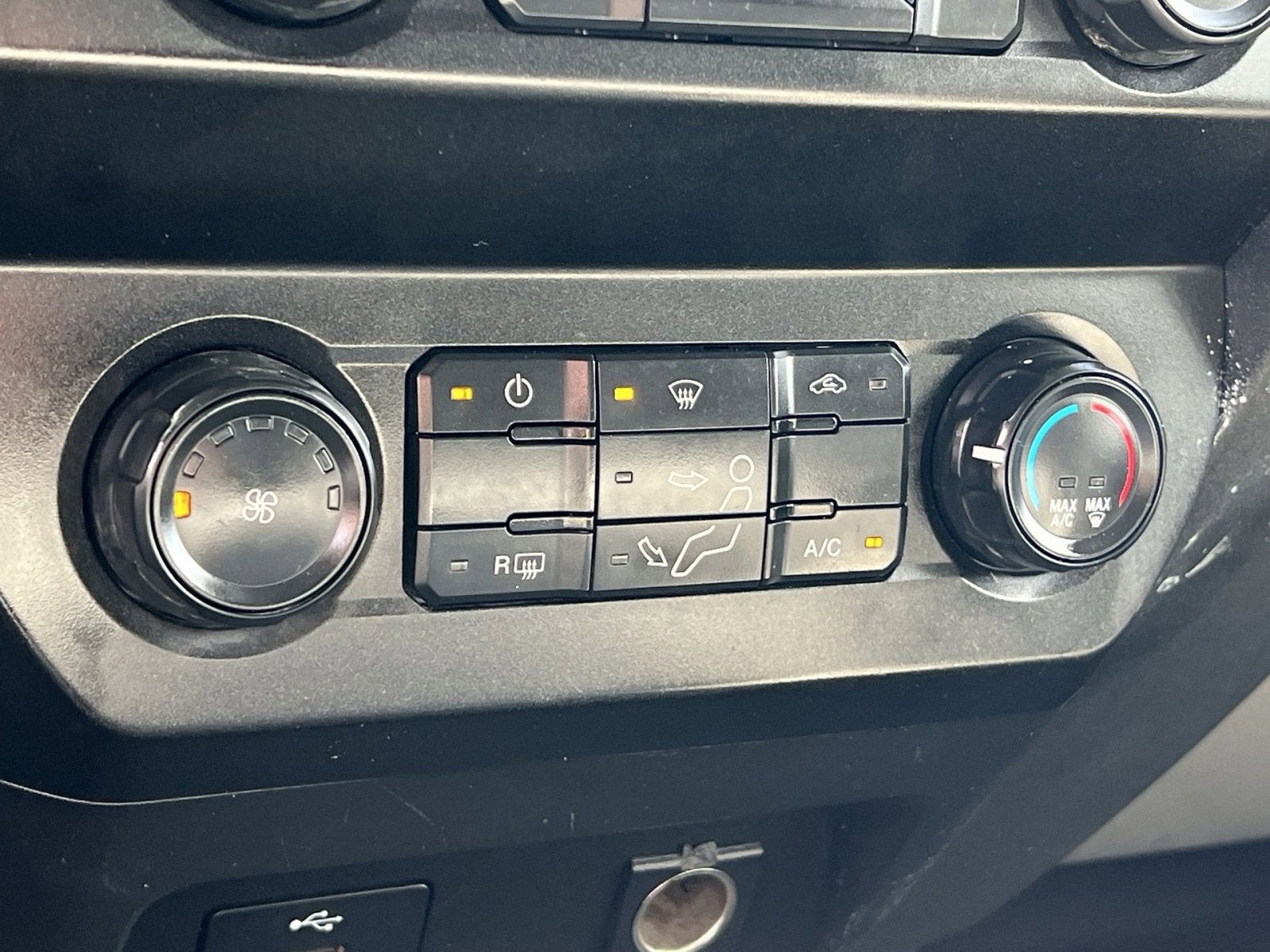 2022 Ford F-550 Chassis Cab XL