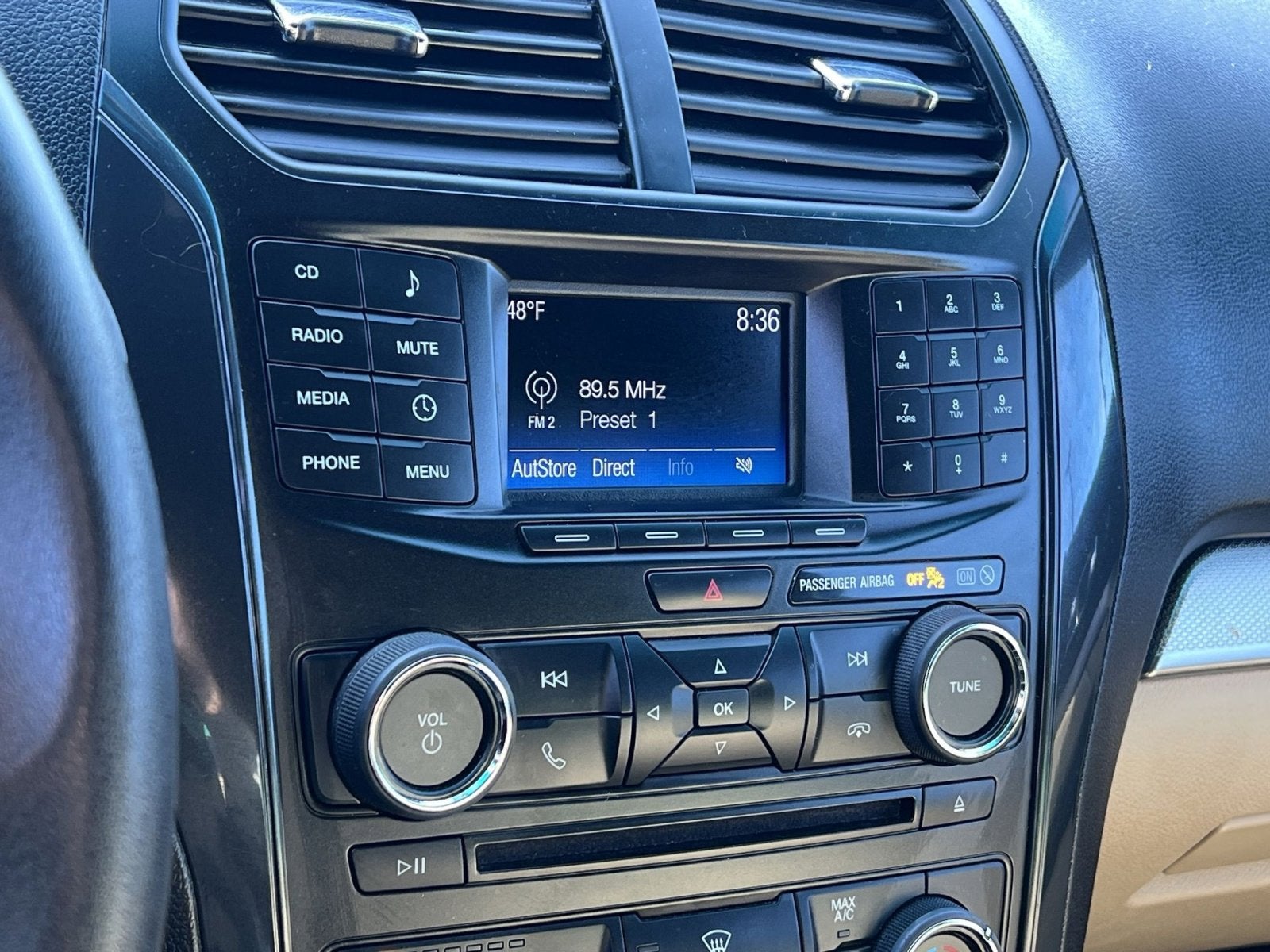 2017 Ford Explorer Base