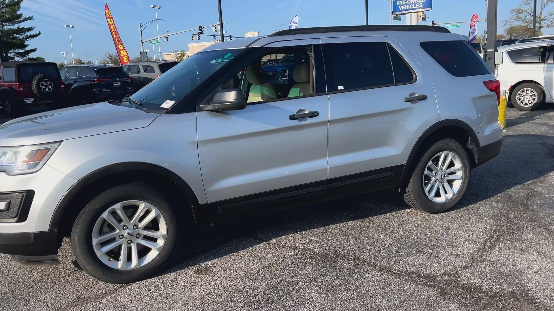 2017 Ford Explorer Base