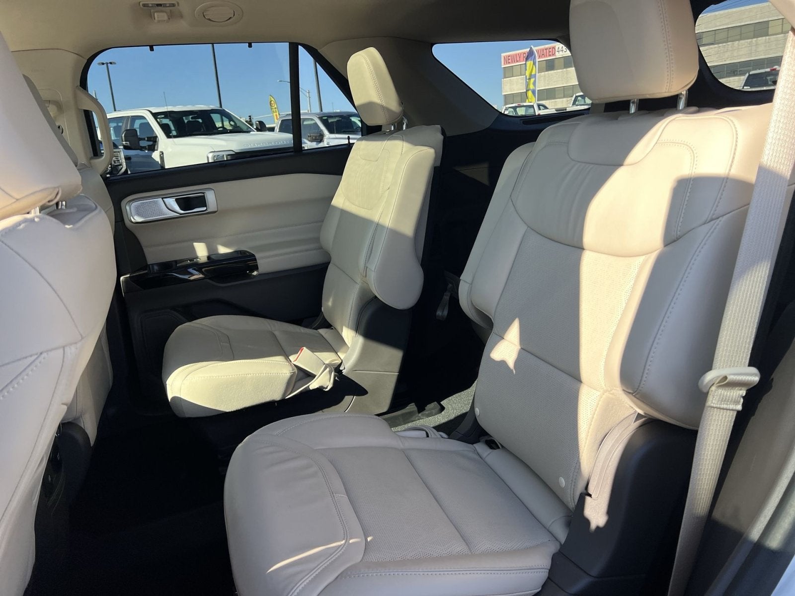 2023 Ford Explorer Platinum