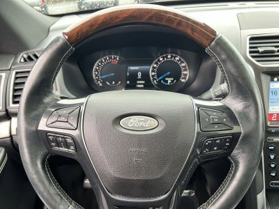 2017 Ford Explorer Platinum