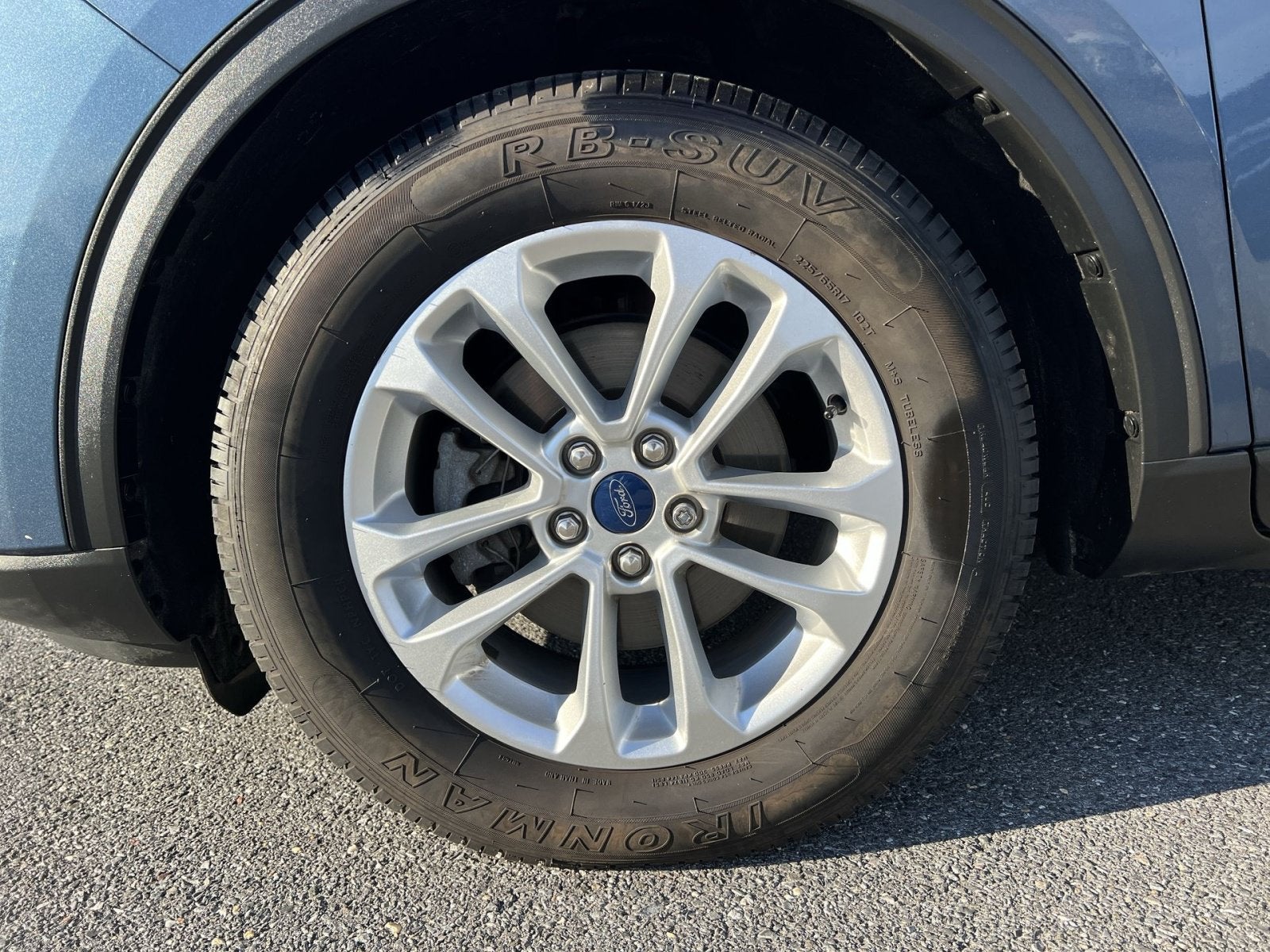 2020 Ford Escape SE