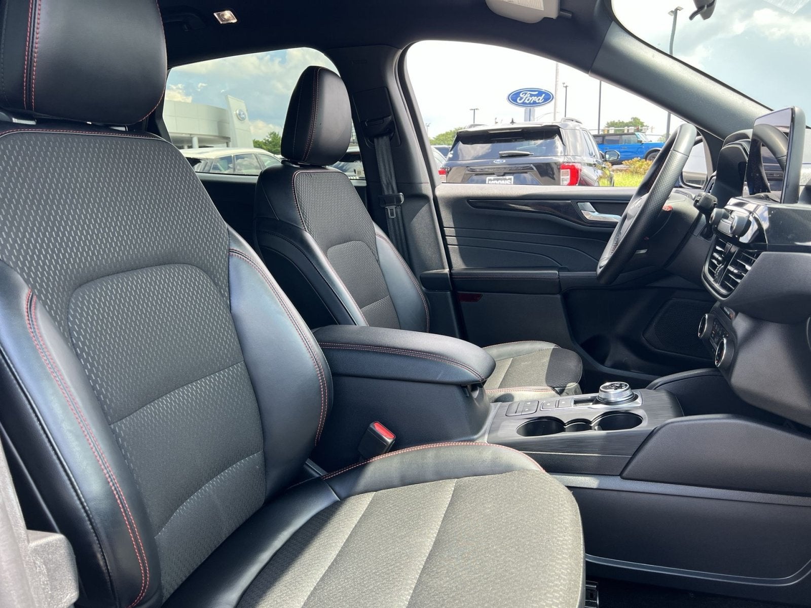 2025 Ford Escape ST-Line