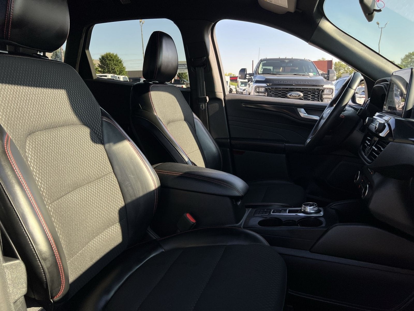 2025 Ford Escape ST-Line Select