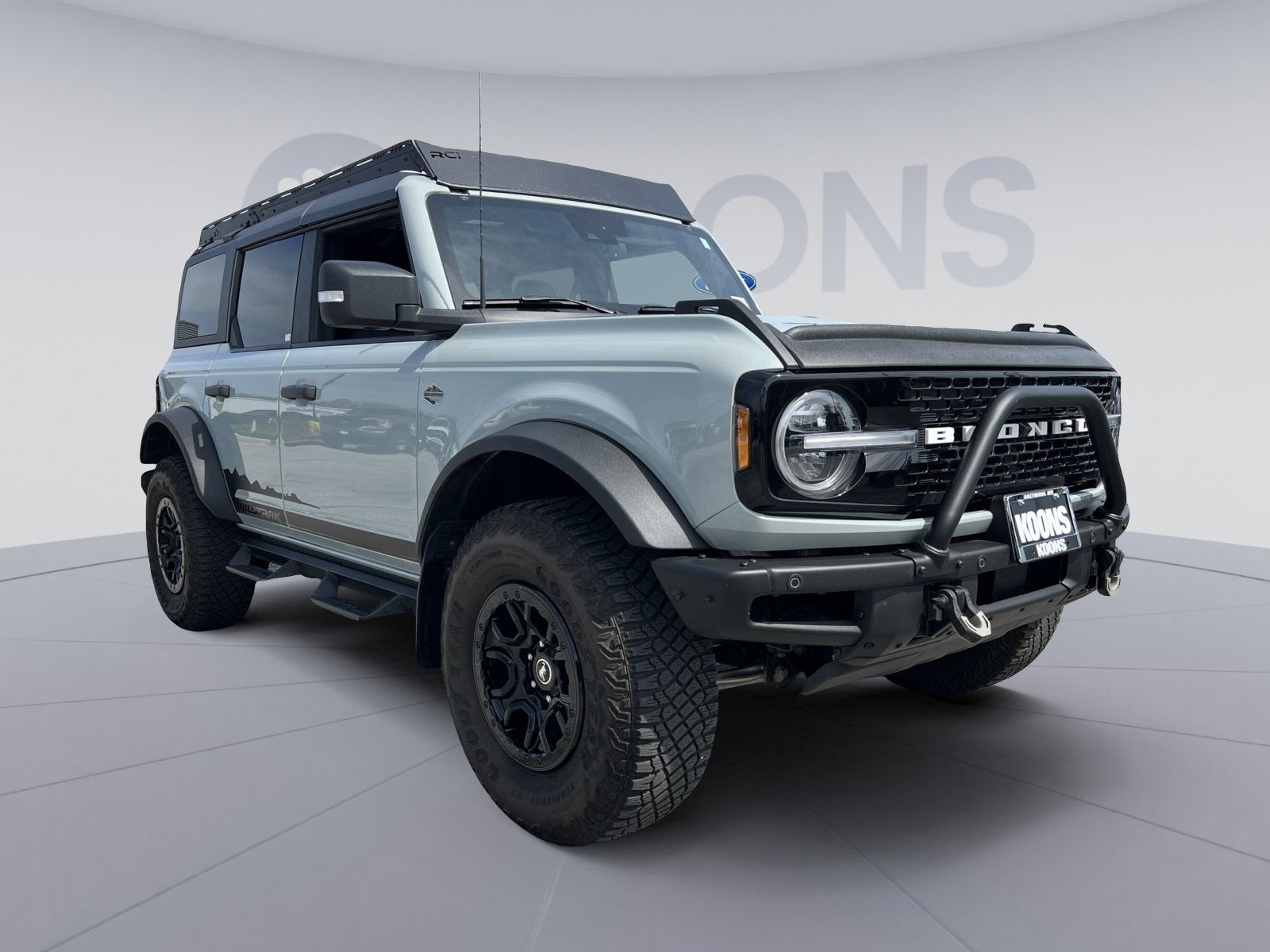 2023 Ford Bronco Base