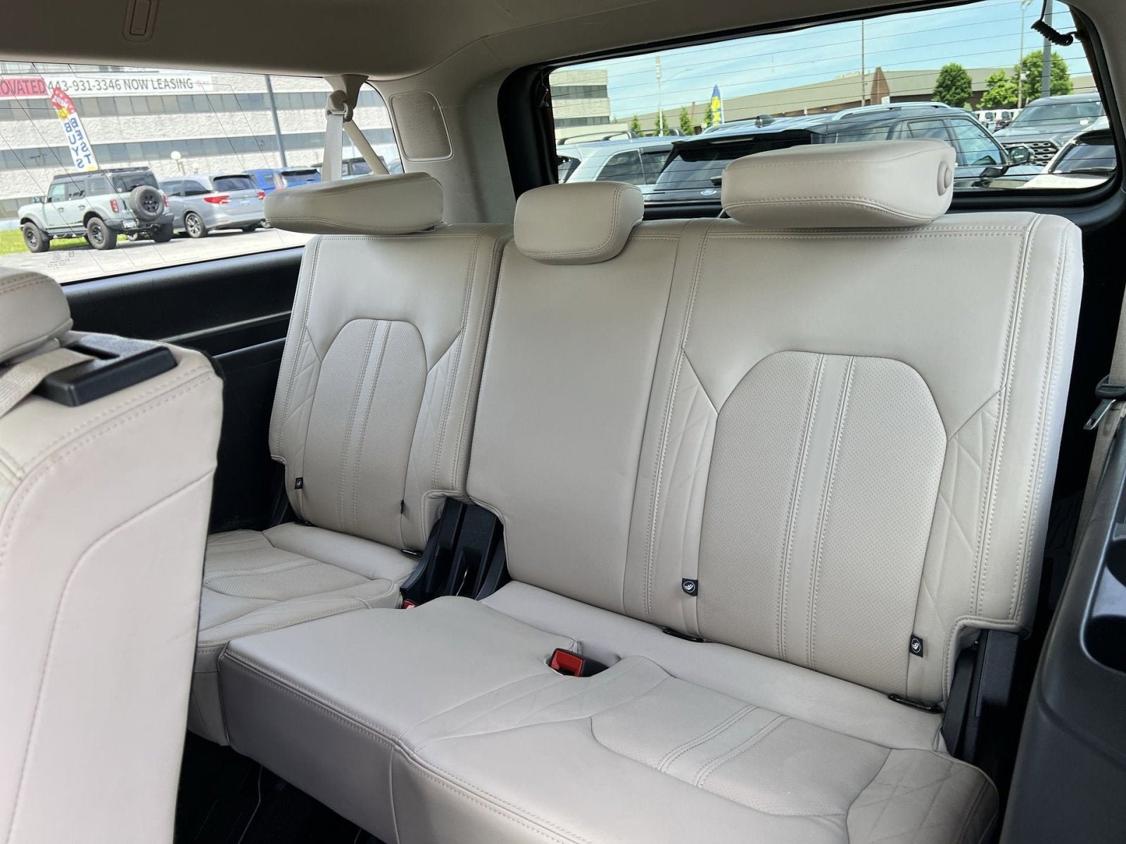 2023 Ford Expedition Max Platinum