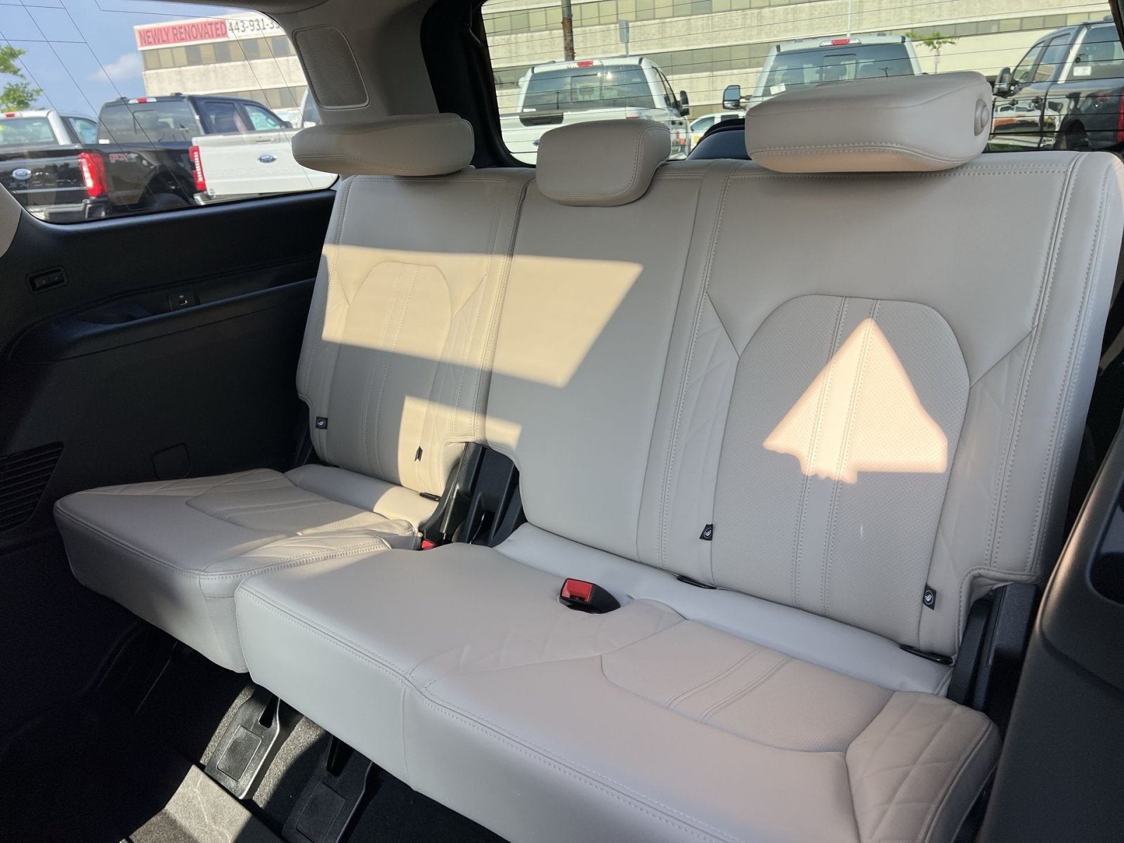 2024 Ford Expedition Platinum