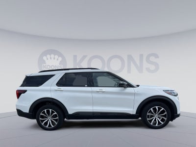 2025 Ford Explorer ST-Line