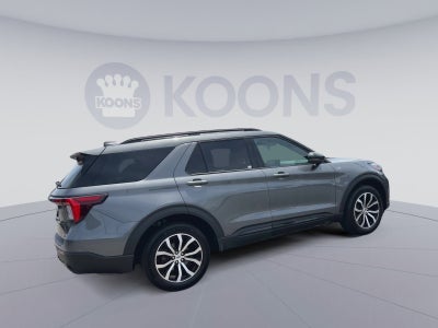 2025 Ford Explorer ST-Line