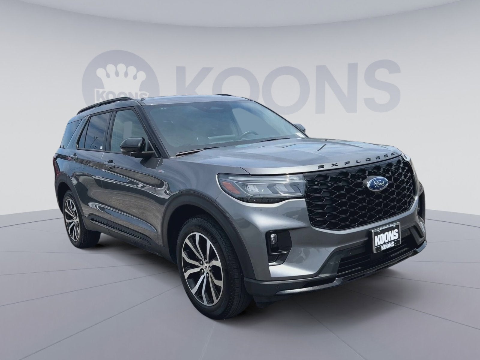 2025 Ford Explorer ST-Line