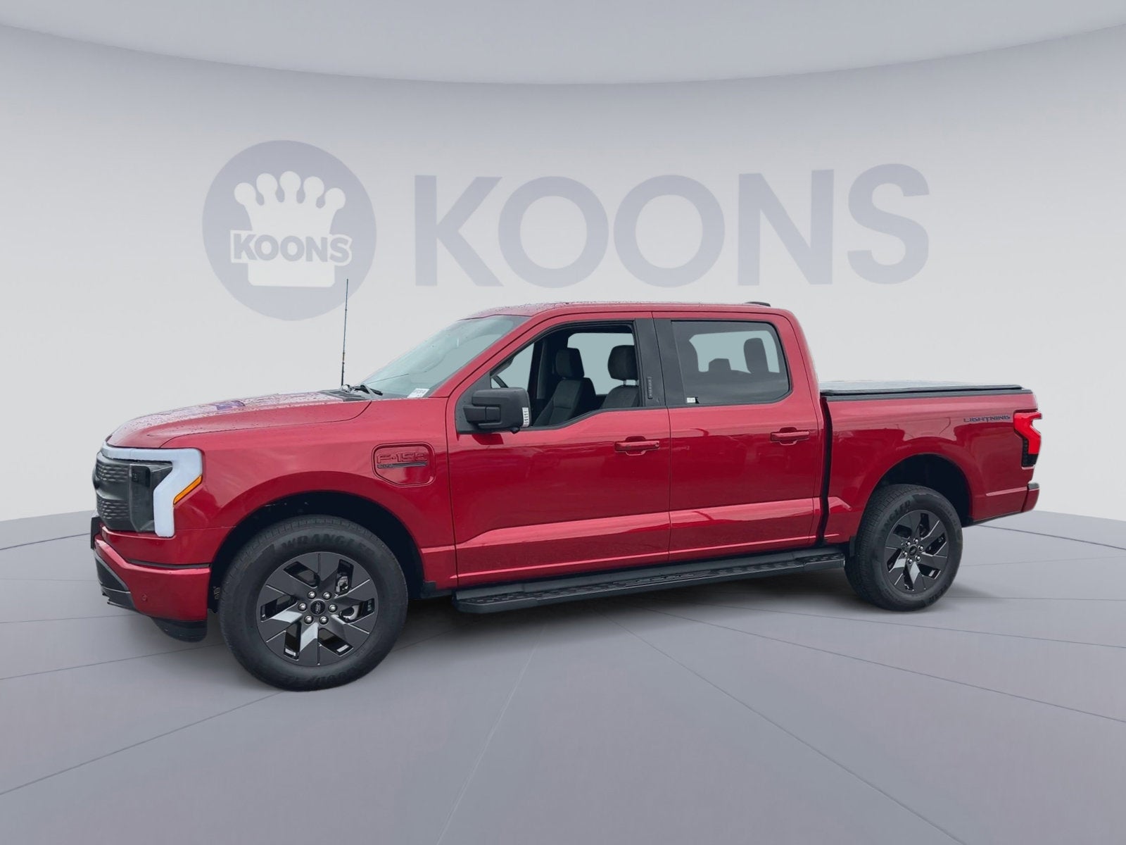 2023 Ford F-150 Lightning XLT