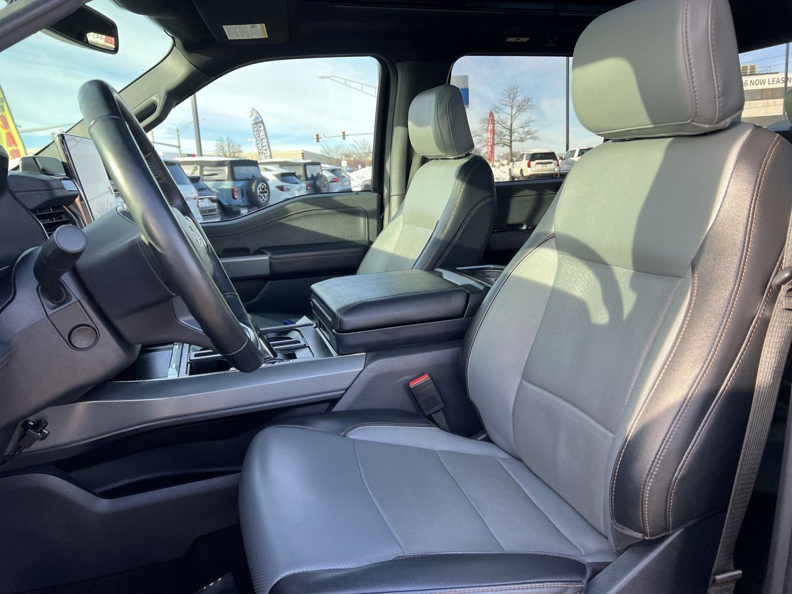 2023 Ford F-150 Lightning Lariat