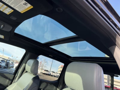 2023 Ford F-150 Lightning Lariat