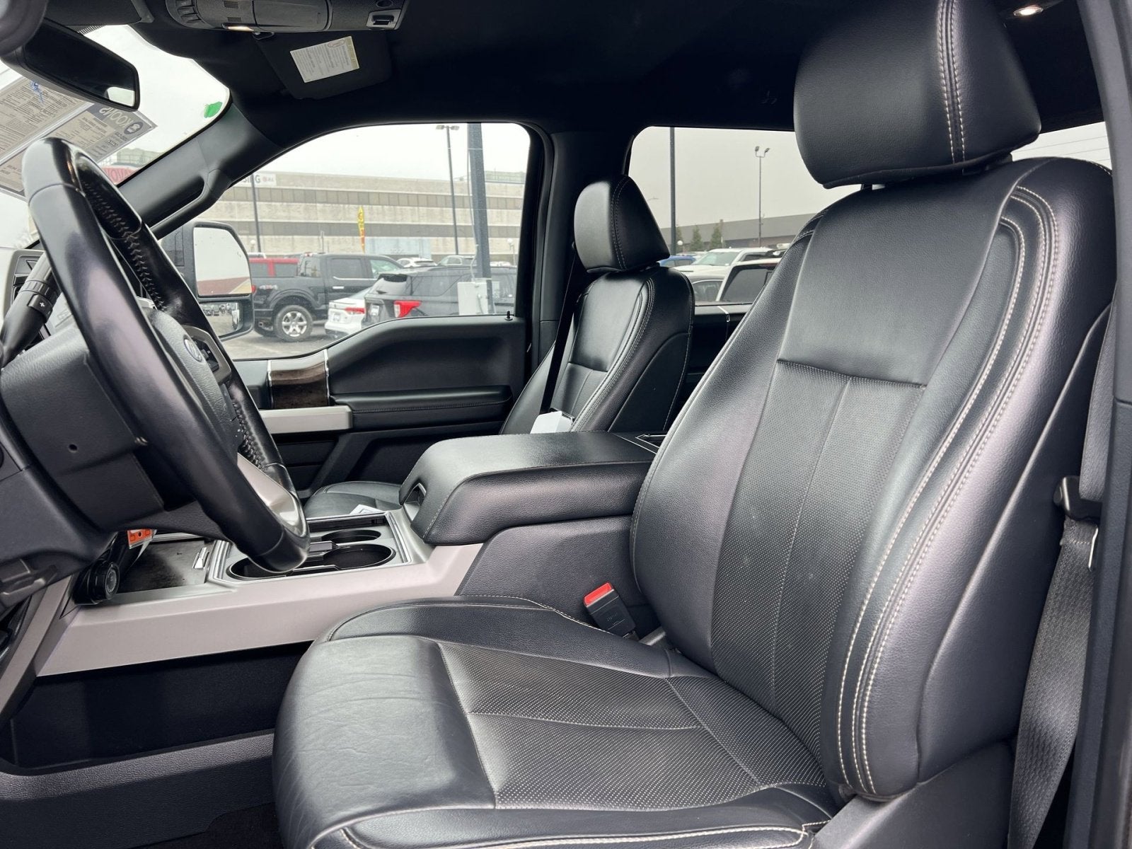 2022 Ford F-250SD Lariat