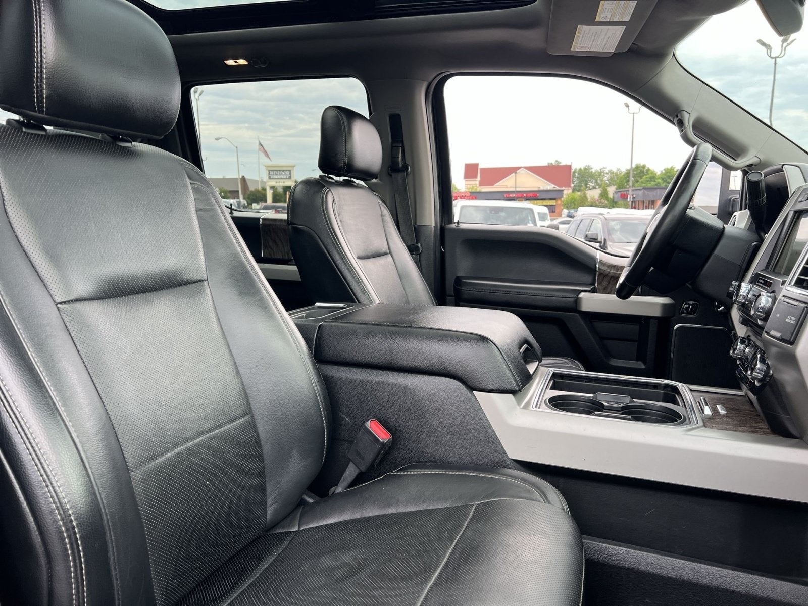 2017 Ford F-250SD Lariat