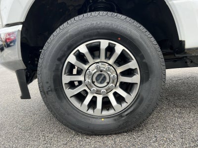 2022 Ford F-350SD Lariat