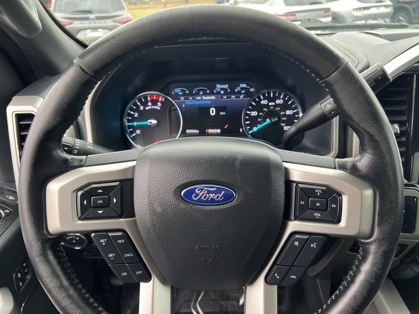 2022 Ford F-350SD Lariat