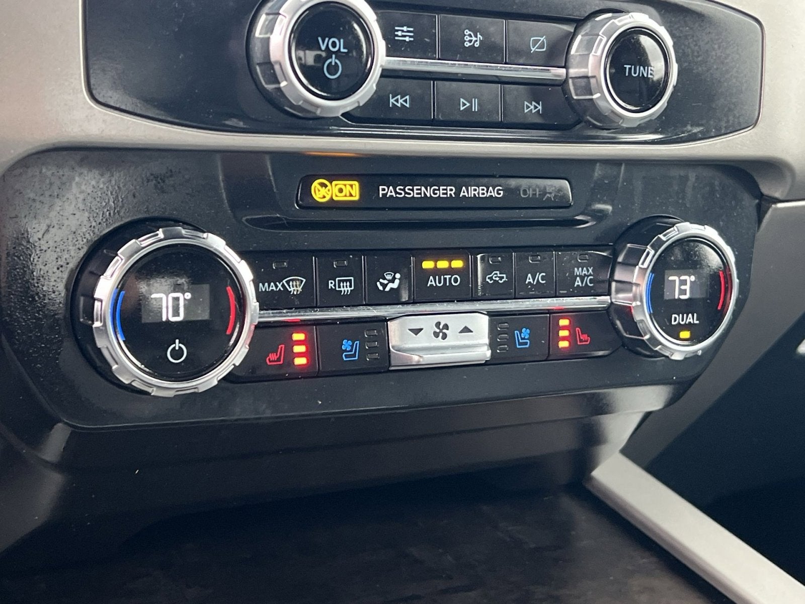 2022 Ford F-350SD Lariat