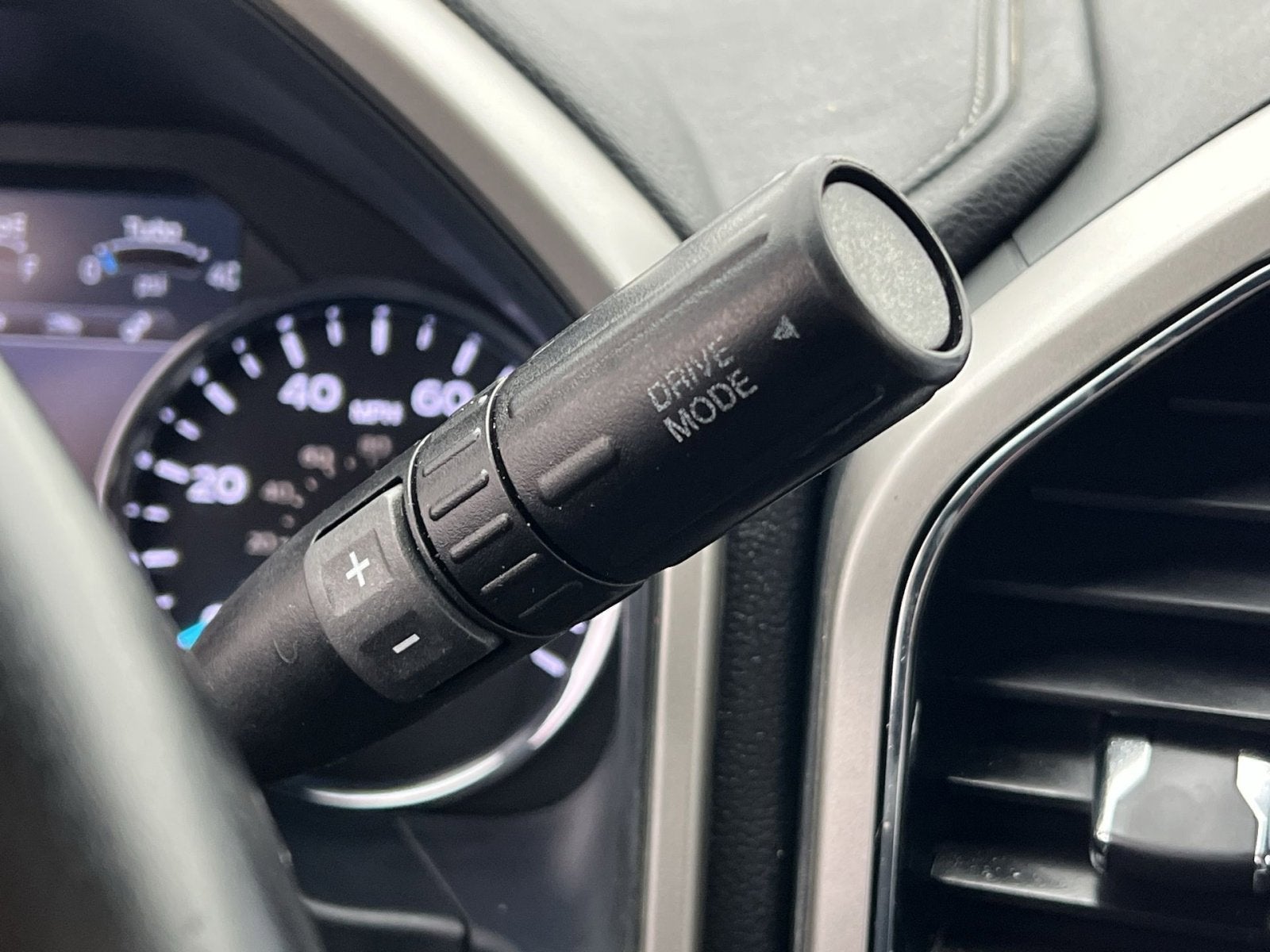 2022 Ford F-350SD Lariat