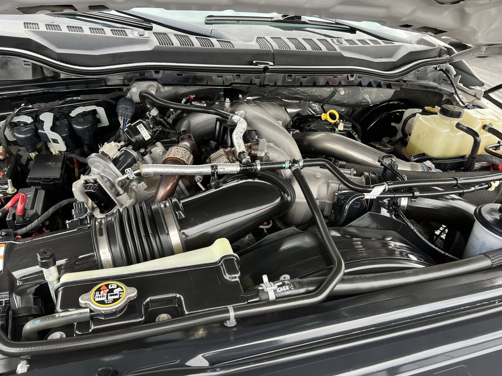 2022 Ford F-350SD Lariat