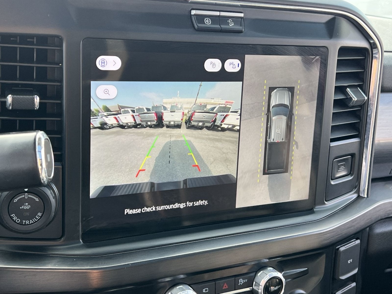 2025 Ford F-350SD Lariat