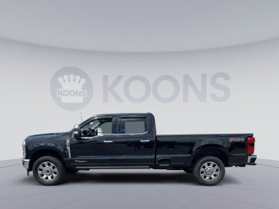 2025 Ford F-350SD Lariat