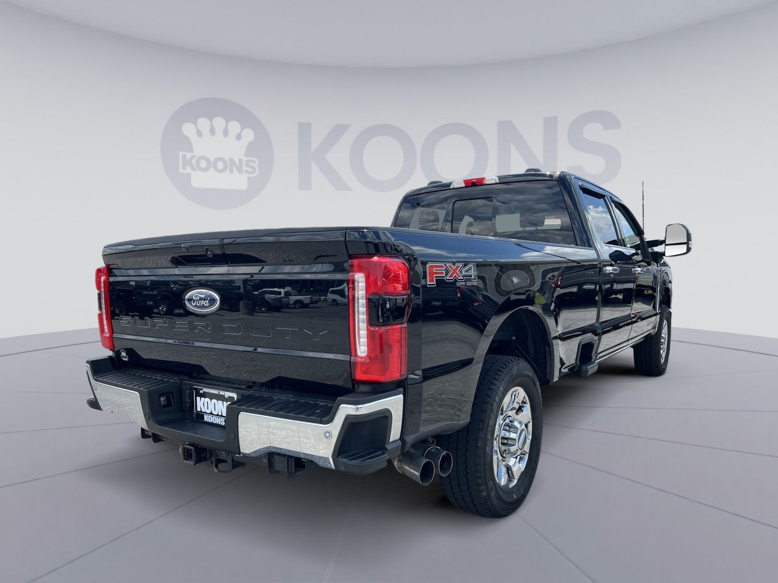 2025 Ford F-350SD Lariat
