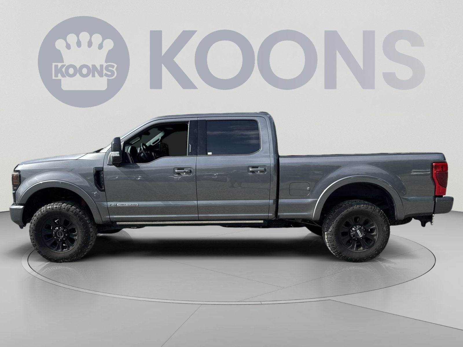2022 Ford F-350SD Lariat