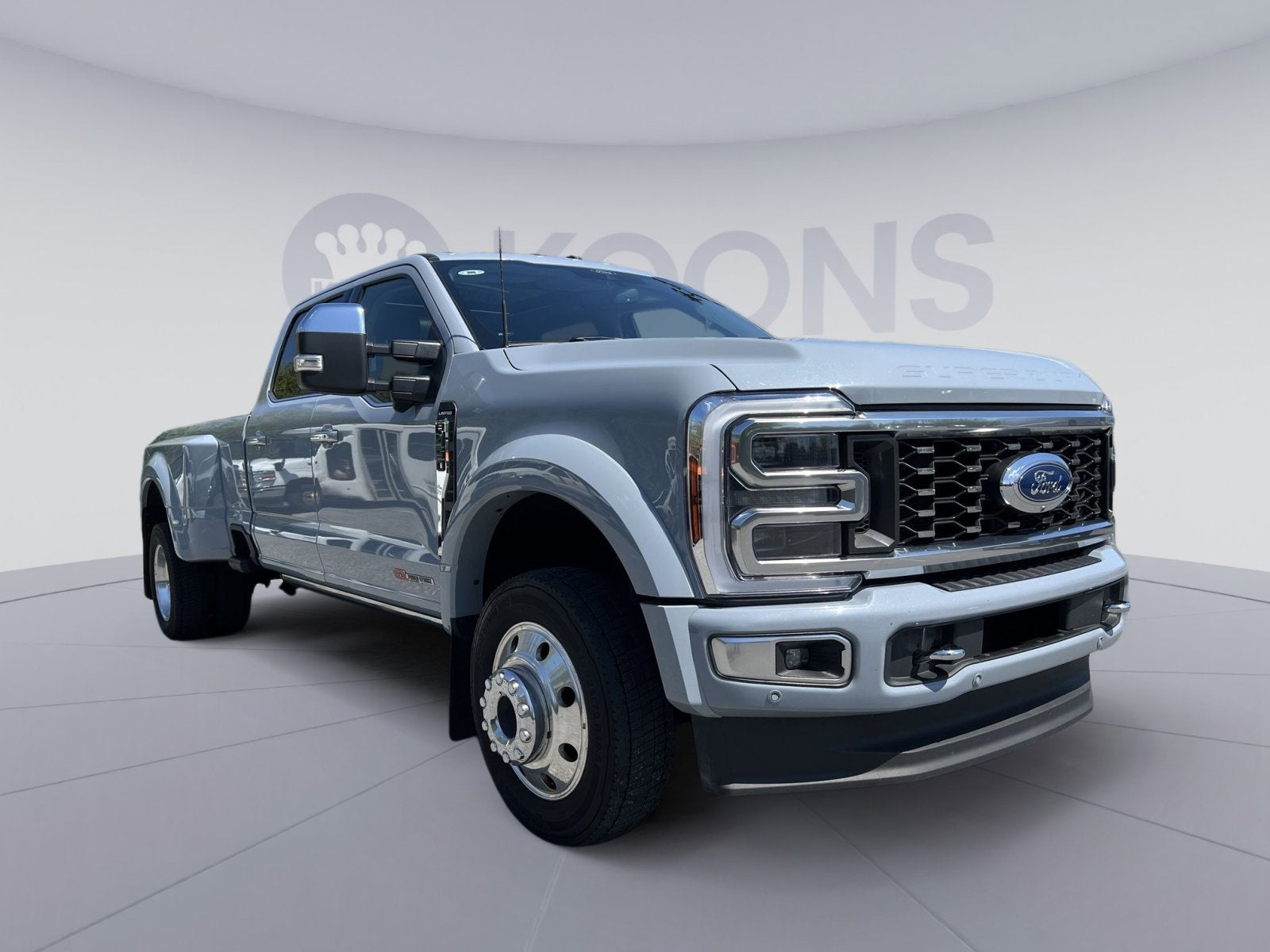 2024 Ford F-450SD Limited